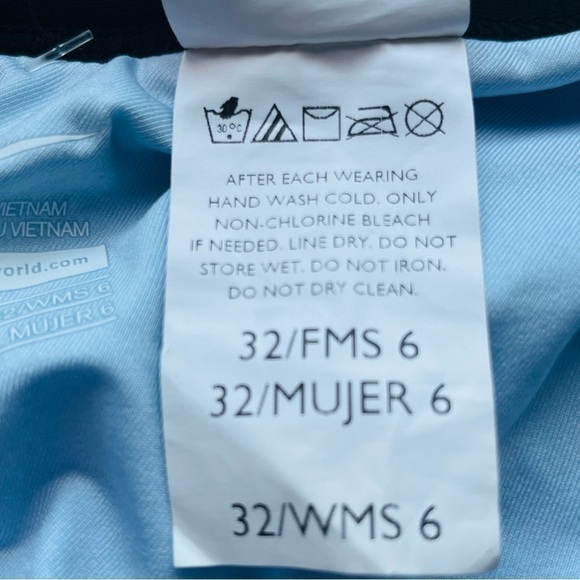 Nike Women's Scatter Brain Classic Lingerie Tank Swimsuit size 6 pink flash - Picture 9 of 13